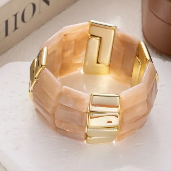 Color block acrylic bangle. - Picture 1 of 7